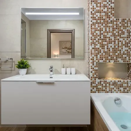 Viras Luxury * بولا