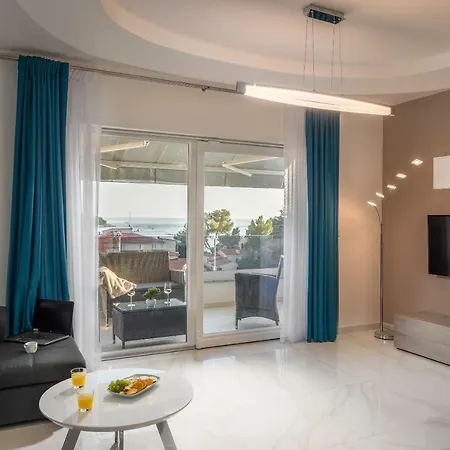דירה Viras Luxury