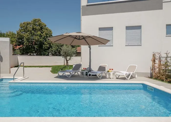 Viras Luxury Pula