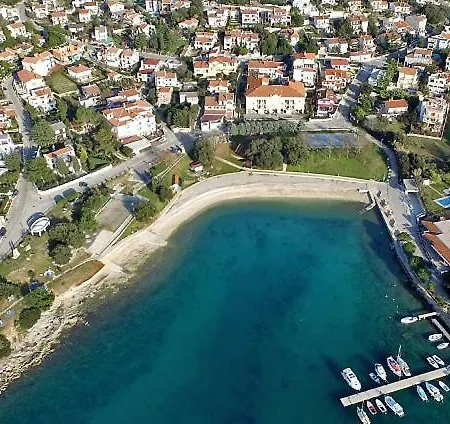 Viras Luxury Apartament Pula