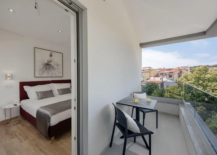 Viras Luxury Apartament